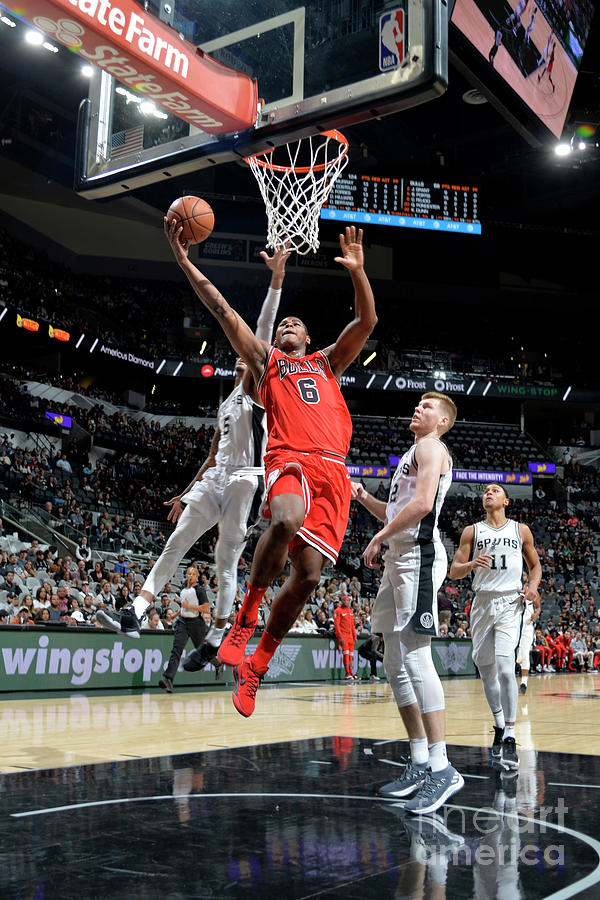 Chicago Bulls V San Antonio Spurs Photograph by Mark Sobhani