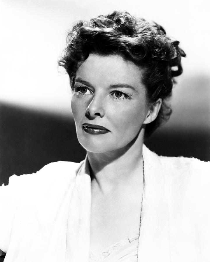 Close-up Of Katharine Hepburn Photograph by Globe Photos - Fine Art America