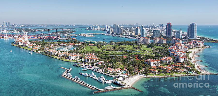 Fisher Island Club Aerial #3 Photograph by David Oppenheimer