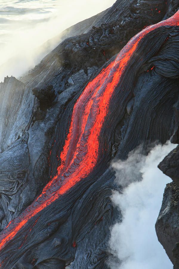 Agua Photograph - Kilauea Lava Flow Near Former Town #6 by Stuart Westmorland