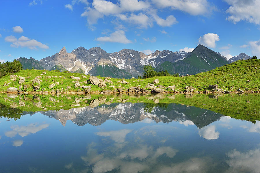 Mountain Lake Photograph by Raimund Linke - Fine Art America