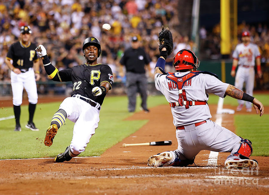 St Louis Cardinals V Pittsburgh Pirates Photograph by Jared Wickerham St Louis Cardinals V Pittsburgh Pirates Photograph by Jared Wickerham