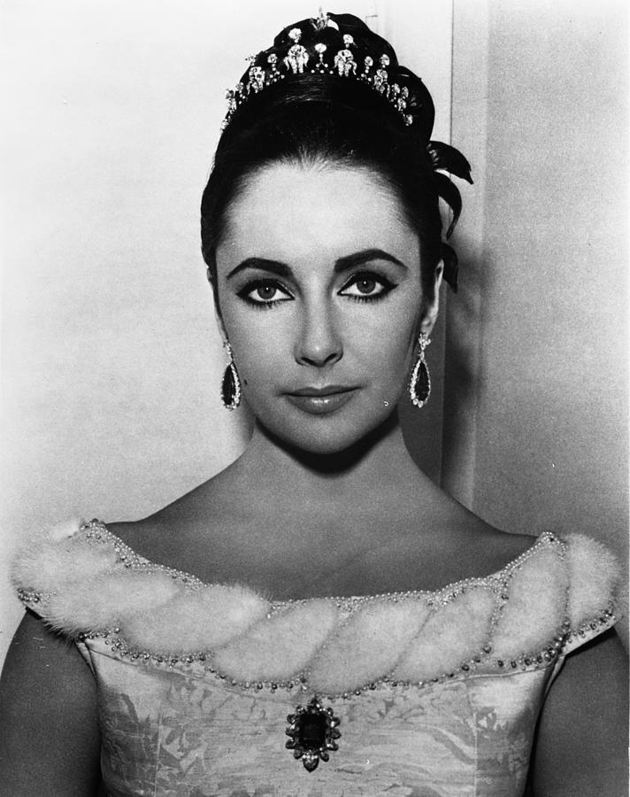 Elizabeth Taylor #66 Photograph by Movie Star News - Pixels