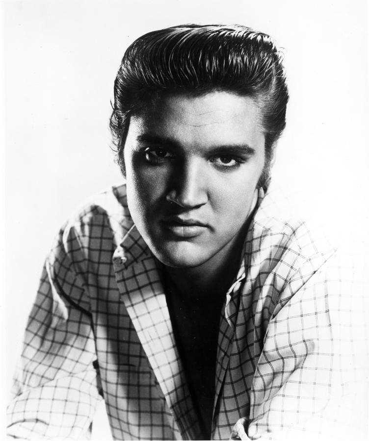 Elvis Presley Photograph by Movie Star News - Fine Art America