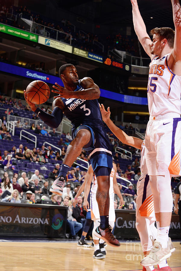 Minnesota Timberwolves V Phoenix Suns #7 Photograph by Barry Gossage