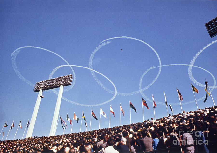 Tokyo Olympics #7 Photograph by Bettmann