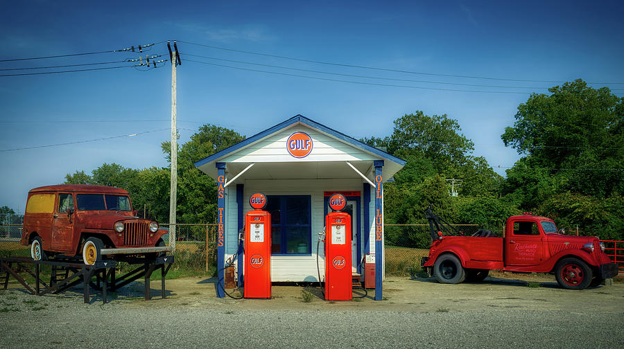 Vintage Gas Station #7 by Mountain Dreams