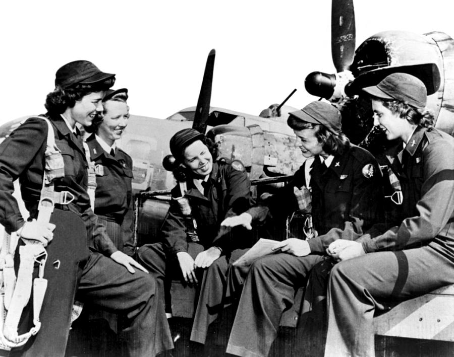 Wwii, Women Airforce Service Pilots #7 Photograph by Science Source