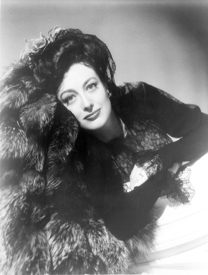 Joan Crawford Photograph by Movie Star News - Fine Art America