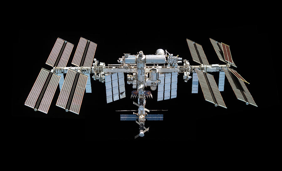 International Space Station, 2021 Photograph by Science Source - Fine ...