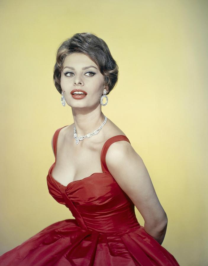 Sophia Loren Red Dress Pinup Girl Hollywood Poster Art Photo