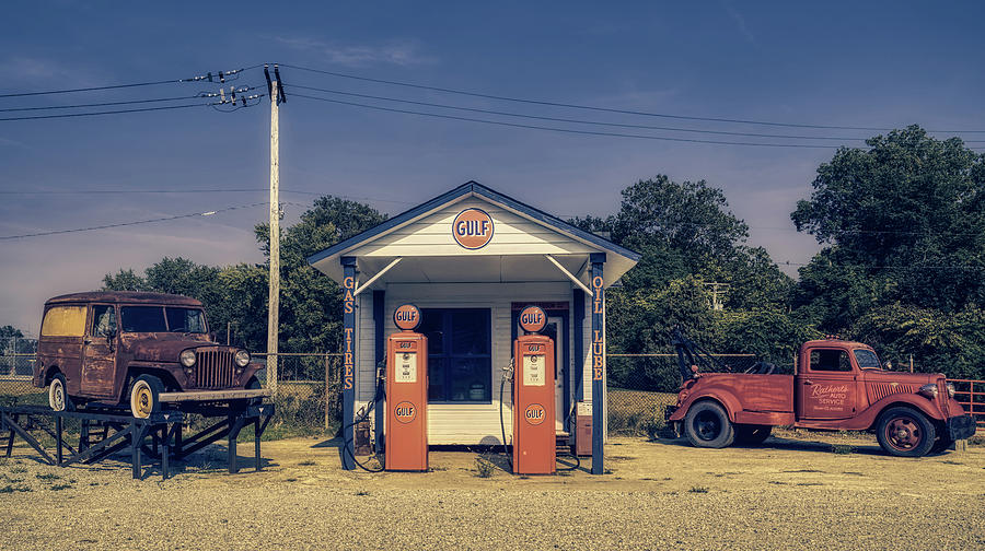 Vintage Gas Station Photograph by Mountain Dreams - Fine Art America