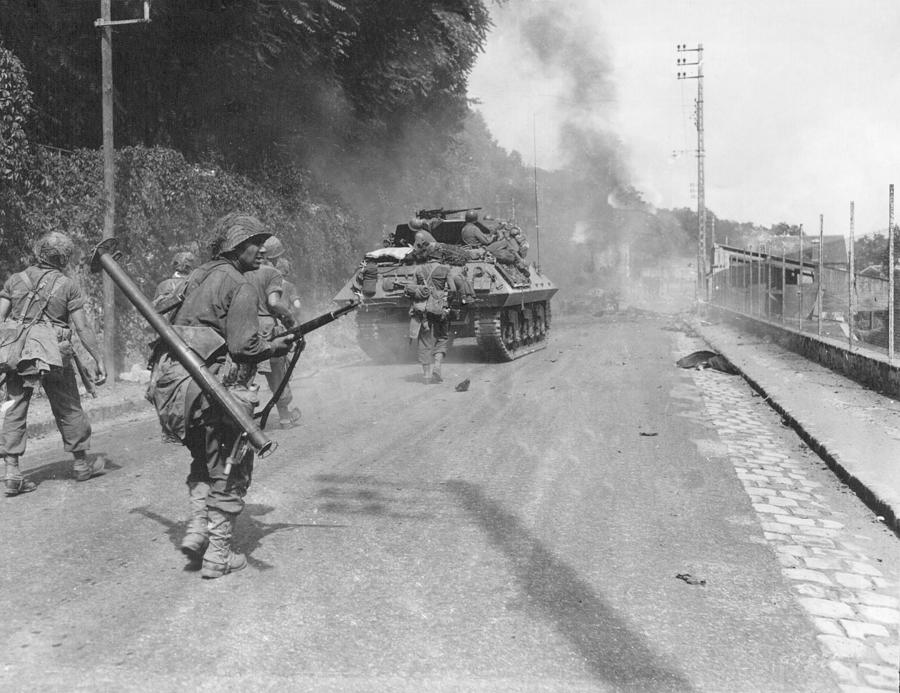 Wwii: France, 1944 Photograph by Granger - Fine Art America