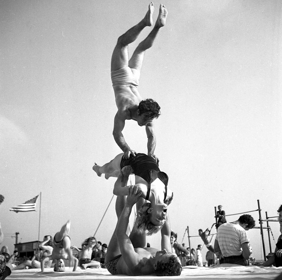 Muscle Beach Santa Monica #9 Photograph by Michael Ochs Archives