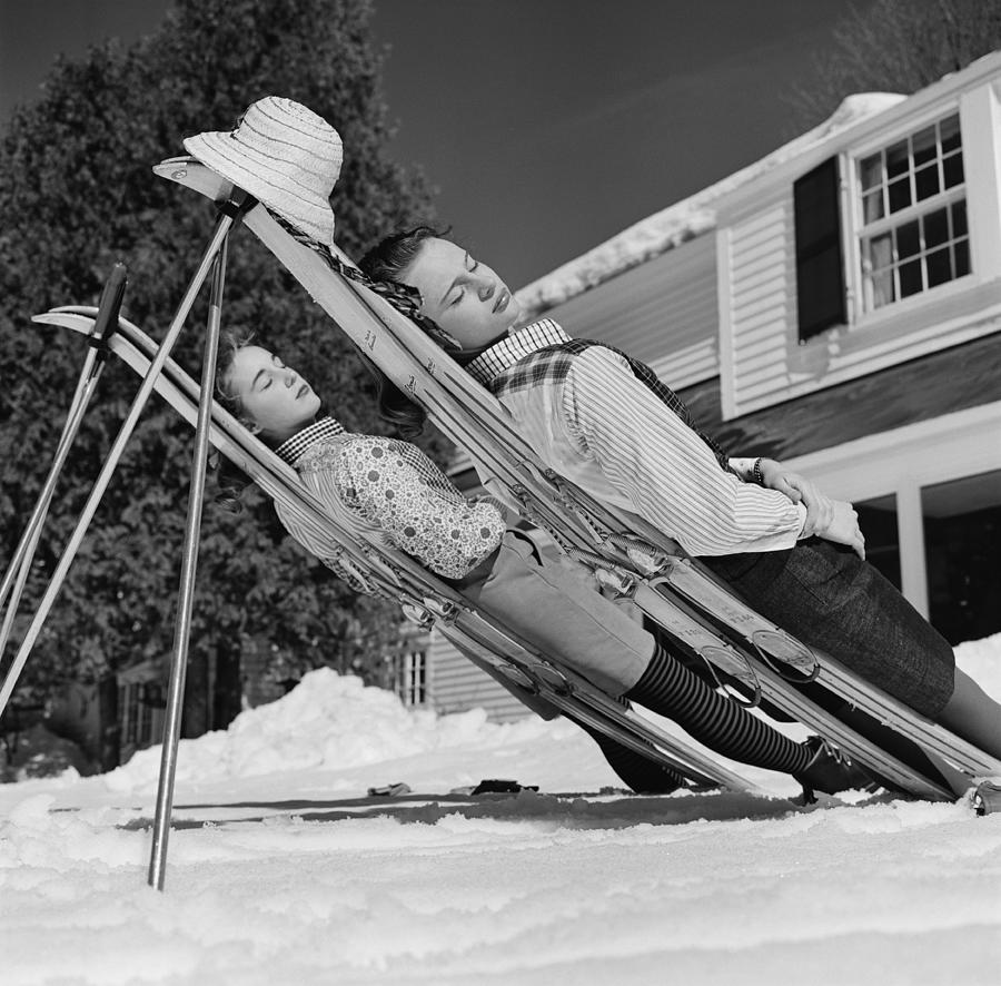 People Photograph - New England Skiing by Slim Aarons