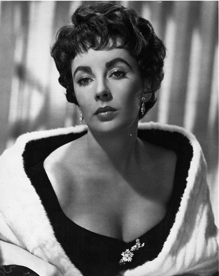 Elizabeth Taylor Photograph By Movie Star News Fine Art America