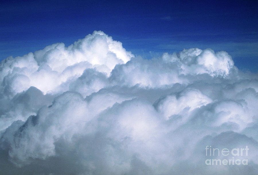 A Bank Of Cumulus Clouds Photograph by Geoff Tompkinson/science Photo Library