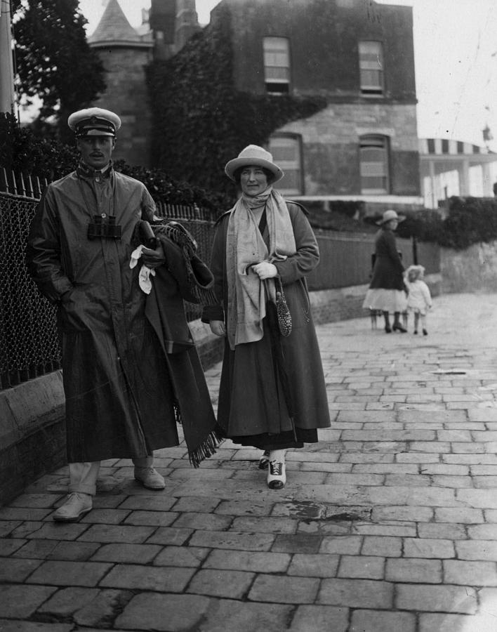 A Couple At Cowes Photograph by W. G. Phillips