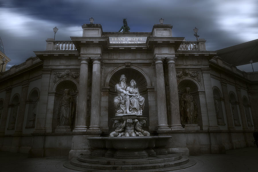 A Fountain In Wien Photograph by Roberto Franchini