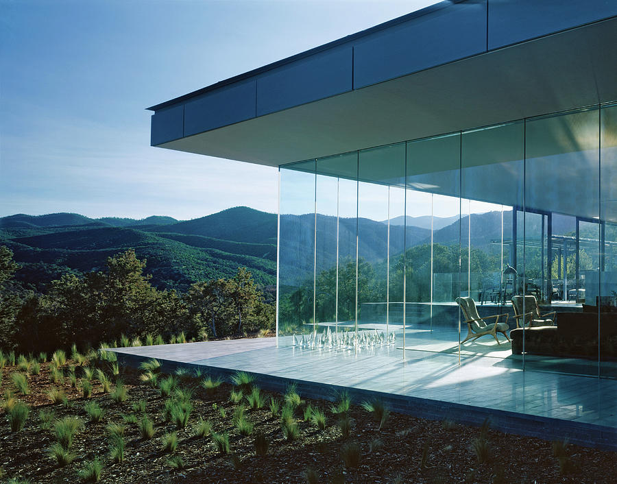 A Glass And Concrete House In Santa Fe Photograph by David Marlow