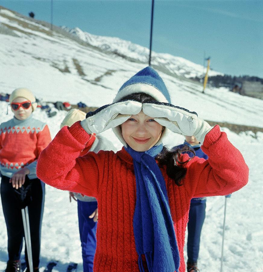 A Little Girl On A Class Skiing Trip Photograph by Keystone-france