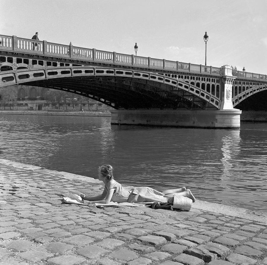 A Parisian On The Quays Of The Seine In Photograph by Keystone-france