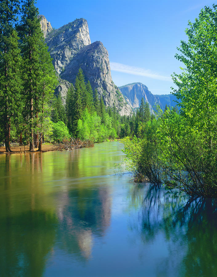 A Springtime View Of Yosemite National Photograph by Ron thomas
