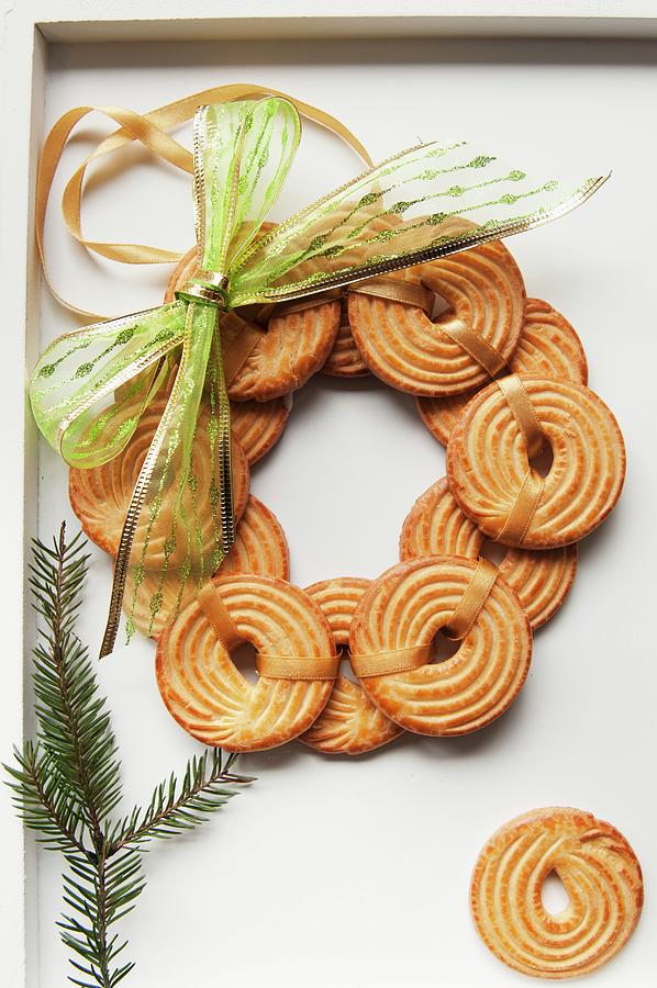 A Wreath Made Of Piped Biscuits Photograph by Rejmer, Ewa
