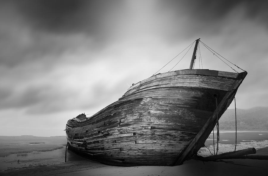 Boat Photograph - Abandoned by Alain Moody