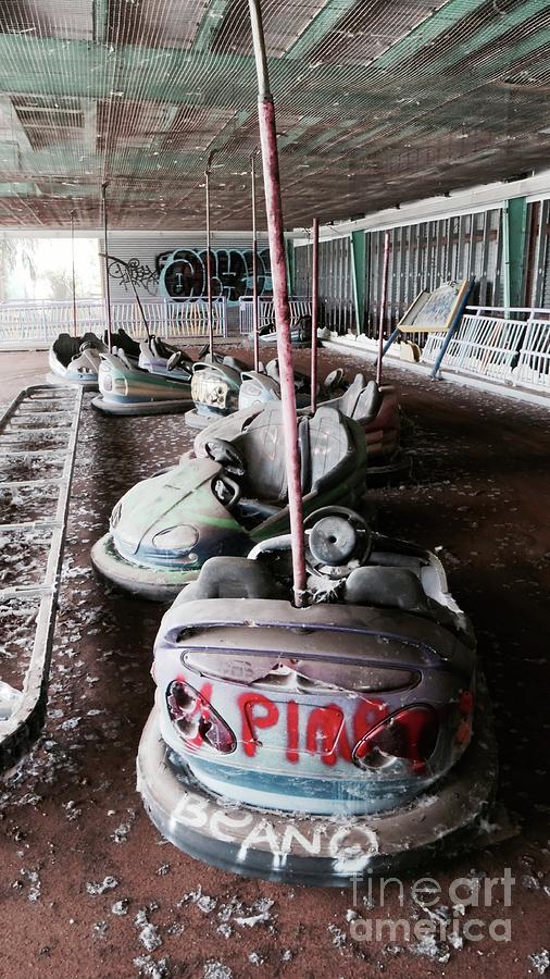 Abandoned Bumper Cars Photograph By Thierry Berrod, Mona Lisa ...