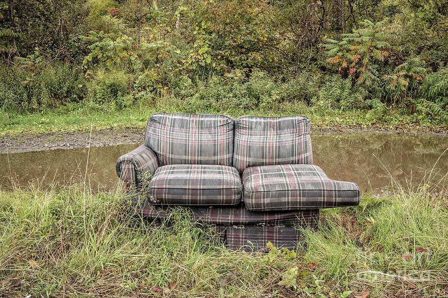 Abandoned Couch Photograph by Edward Fielding
