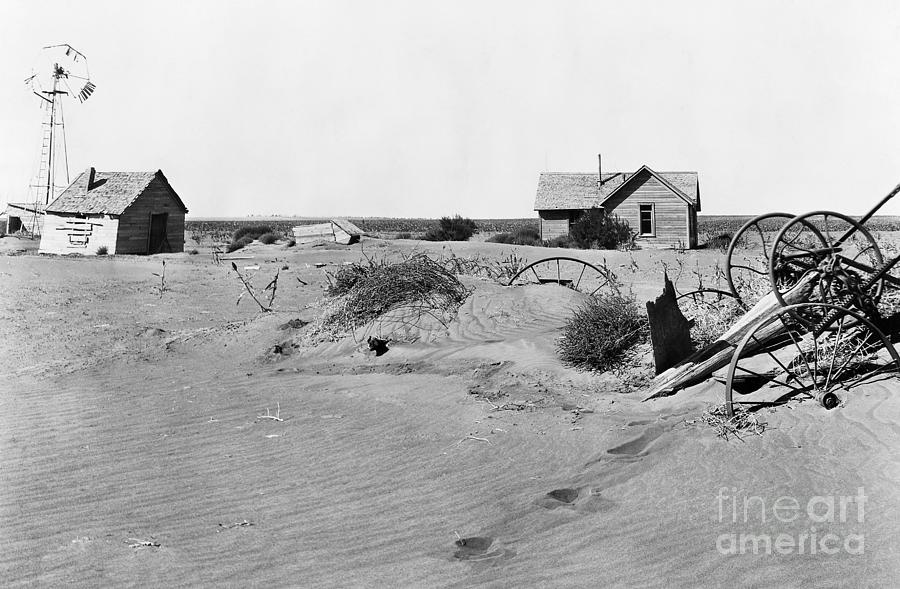 Abandoned Farms During The Dust Bowl Photograph by Bettmann