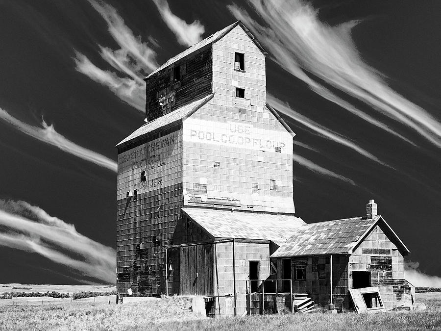 Abandoned Grain Elevator Photograph by Dominic Piperata
