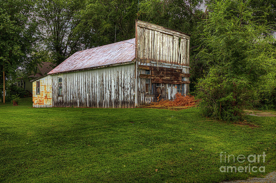 Travel Photograph - Abandoned Shop by Larry Braun Travel Photograph - Abandoned Shop by Larry Braun