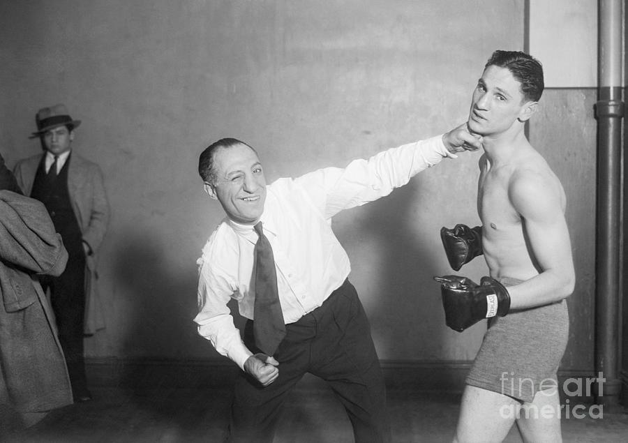 Abe Attell Showing Marty Goldman A Punch Photograph by Bettmann