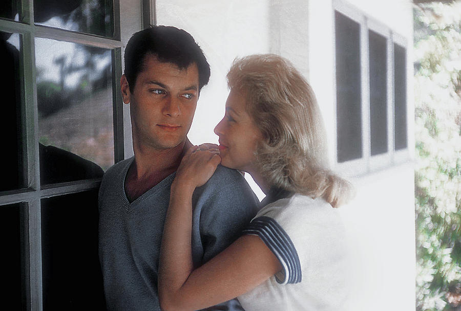 Actors Janet Leigh And Tony Curtis Photograph by Donaldson Collection