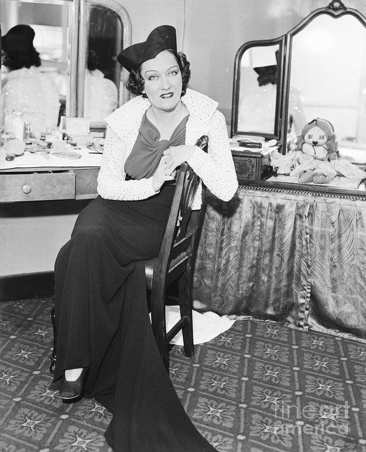 Actress Gloria Swanson In Dressing Room Photograph by Bettmann