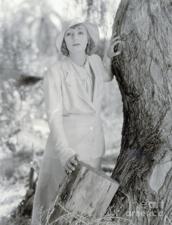 Actress Greta Garbo In Outdoor Scene Photograph by Bettmann