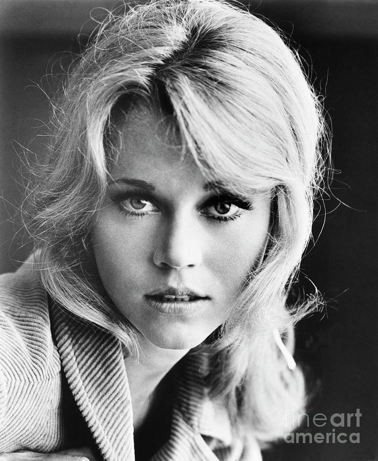 Actress Jane Fonda Photograph by Bettmann