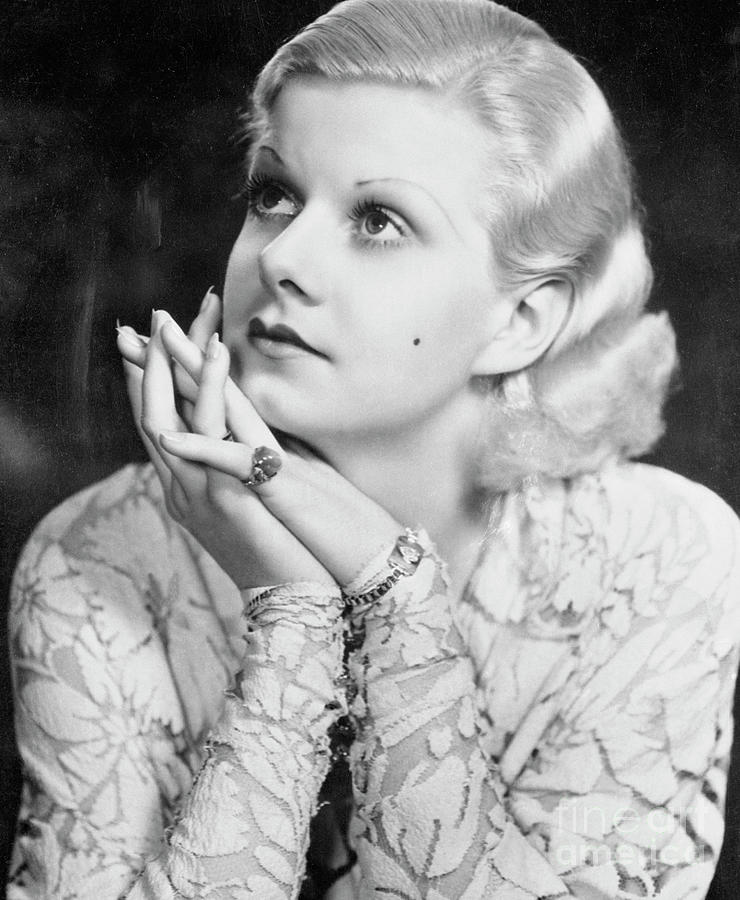 Actress Jean Harlow In Dramatic Pose Photograph by Bettmann