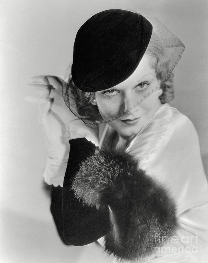 Actress Jean Harlow Posing In Hat Photograph by Bettmann