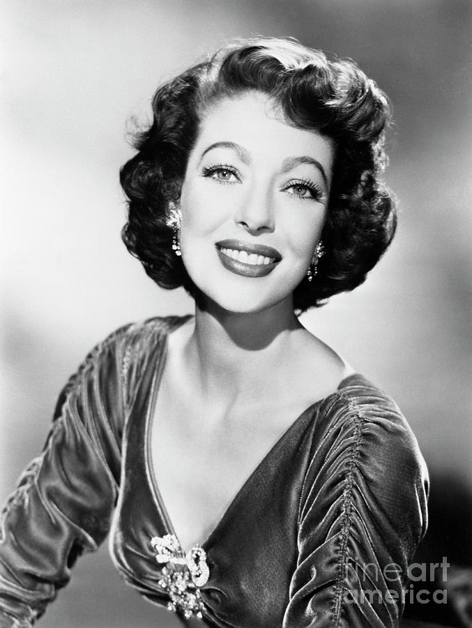 Actress Loretta Young Photograph by Bettmann - Fine Art America