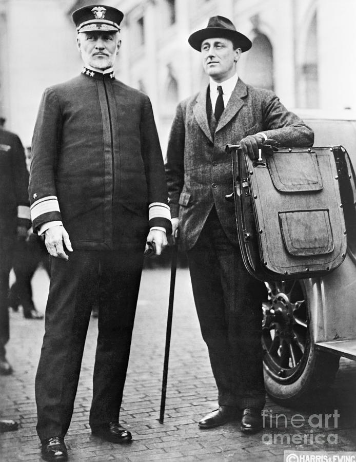 Admiral Sims And Fdr Photograph by Bettmann