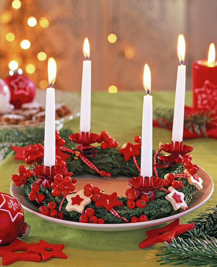 Advent Wreath Red-white-green Photograph by Friedrich Strauss