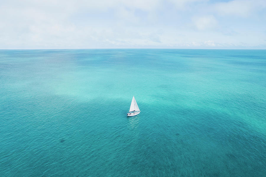 sailboat in the bahamas