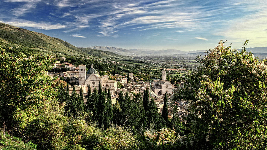 Afternoon In Assisi Photograph by Günther Egger