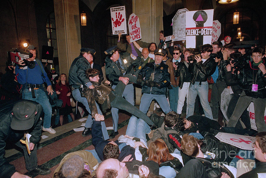 Aids Demonstration At New York Capitol Photograph by Bettmann