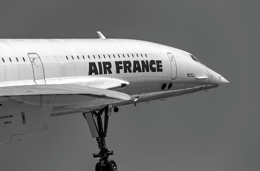 Concorde Airliner Photograph - Air France Concorde Jet by David Pyatt