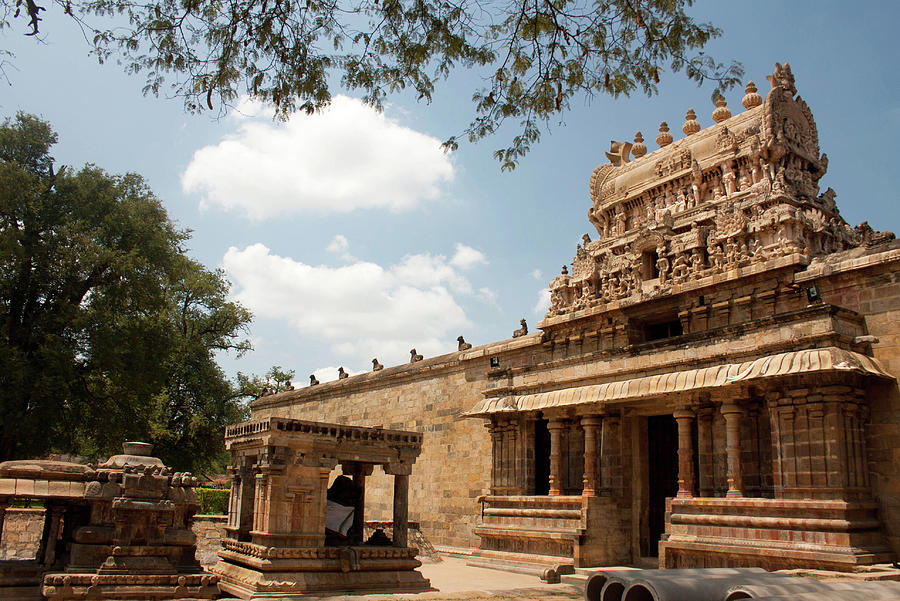 Airavateswarar Temple Photograph by Vaithiyanathan.k