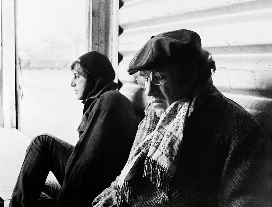 Al Pacino Photograph - AL PACINO and GENE HACKMAN in SCARECROW -1973-. by Album